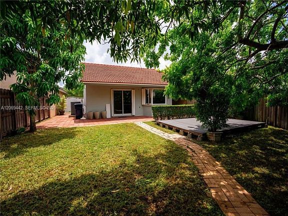 4th image of 9124 SW 156th Ct