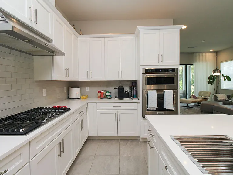 14803 Loggerhead Dr — Photo 40