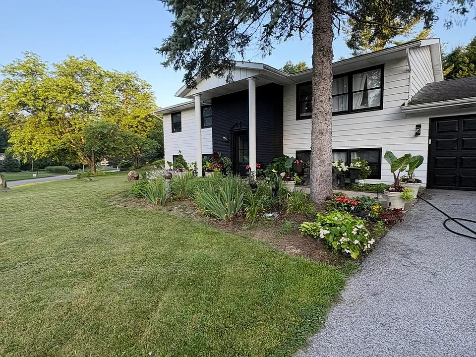 624 Deer Meadow Trl