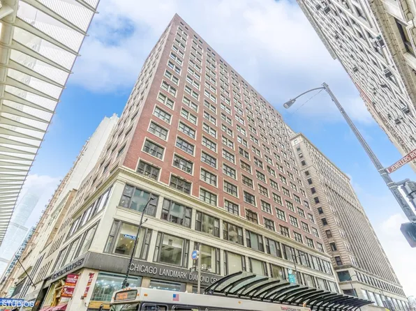 5 N Wabash Ave APT 904, Chicago, IL 60602