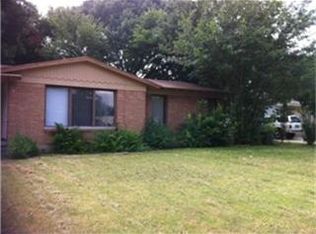 2133 Grandview Dr, Fort Worth, TX 76112