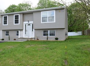 112 W Clinton St, Clayton, NJ 08312
