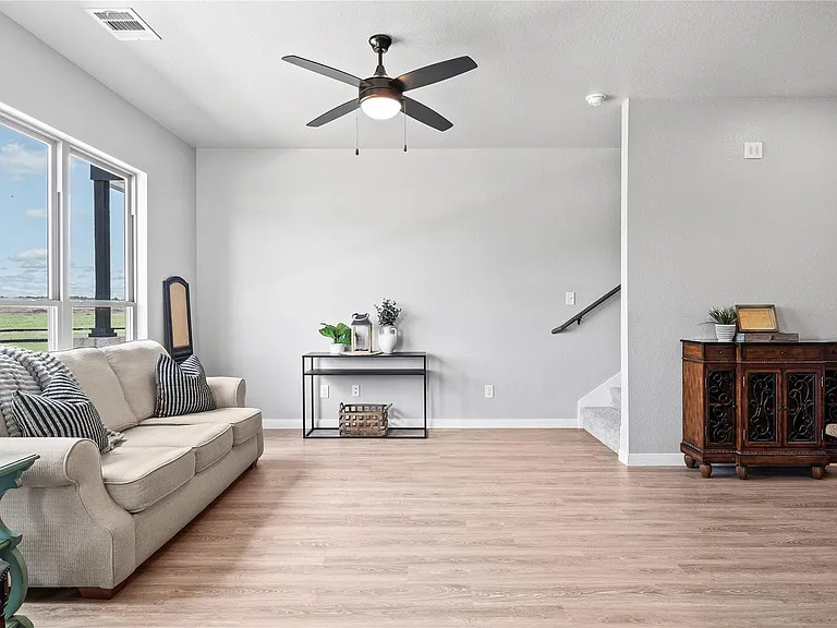 746 Meiomi Dr — Photo 32