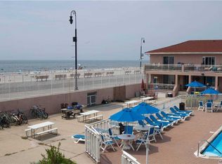 270 Shore Rd APT 37, Long Beach, NY 11561