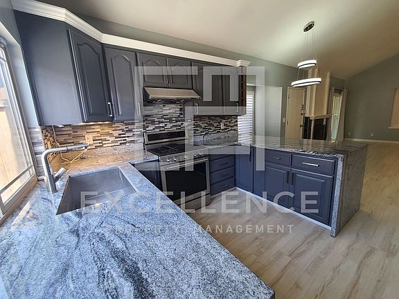 5th image of 2381 Northgrove Ln