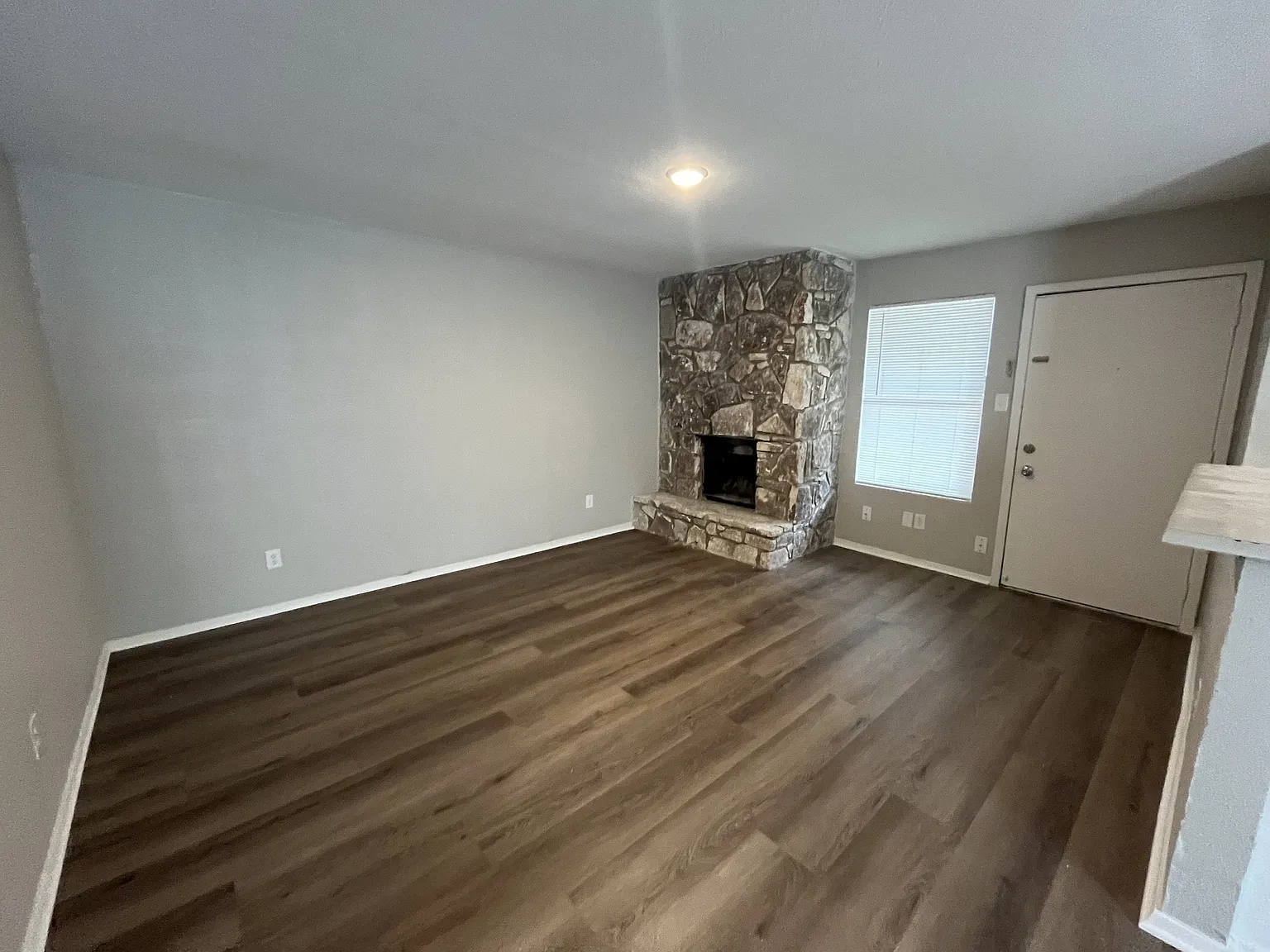 803 Bracewood Cir — Photo 1