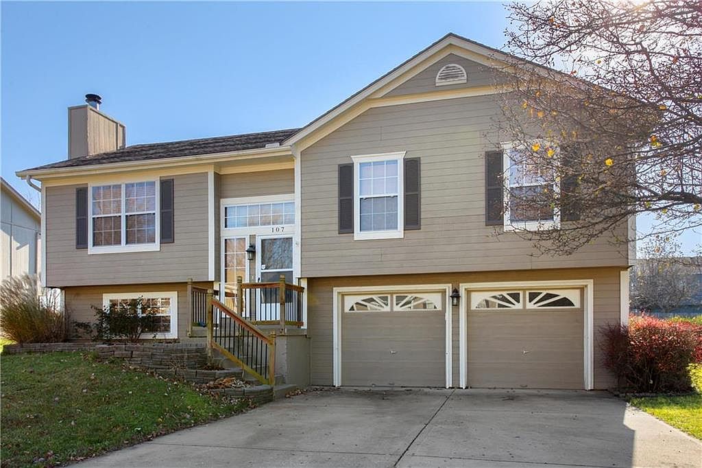 107 W Sierra Dr, Raymore, MO 64083 Zillow