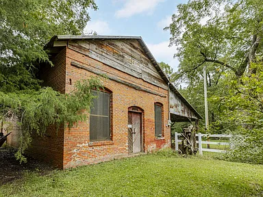 Property photo 38