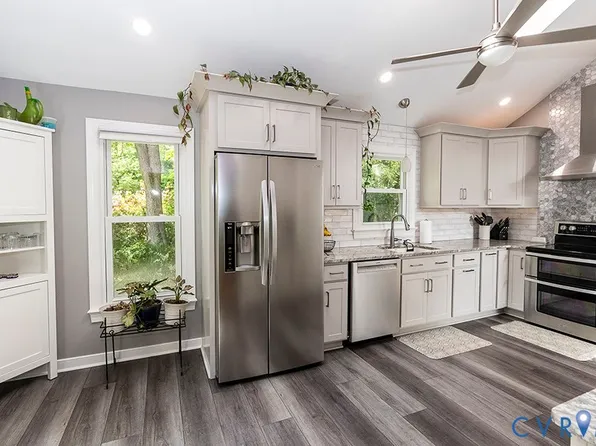13100 Dawnwood Ter, Midlothian, VA 23114