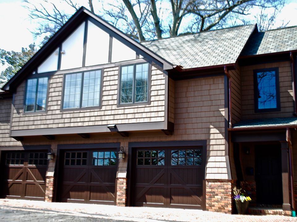 Carriage house apartment