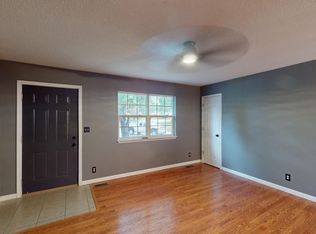 404 E Maple St, Savannah, MO 64485
