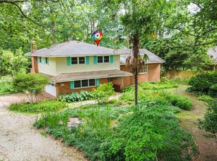 3821 Shadow Ln, Virginia Beach, VA 23452