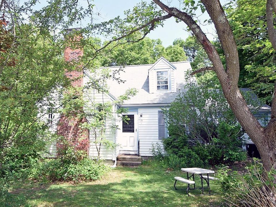 2nd image of 15 Soren St