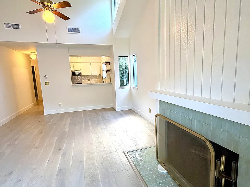 125 Mitchell Dr