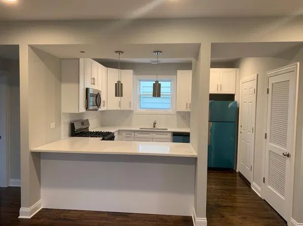 2105 N Lawndale Ave #2N, Chicago, IL 60647