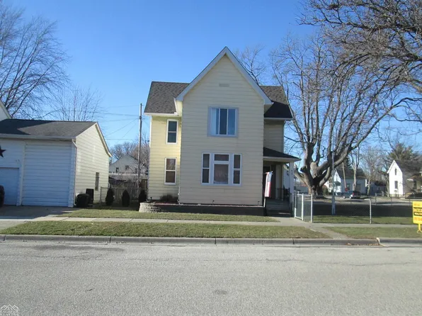 410 S Elizabeth St, Marine City, MI 48039