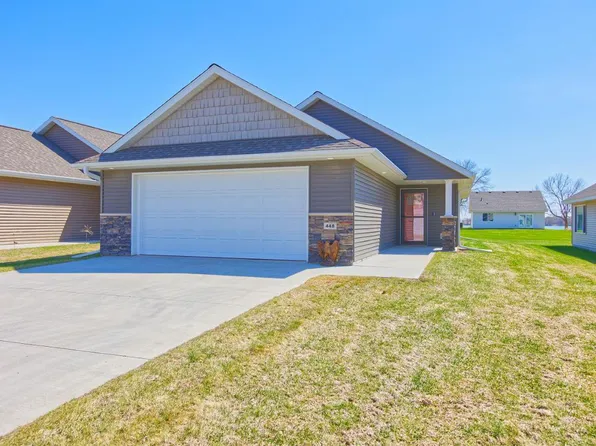 448 Lake Trl, Winsted, MN 55395