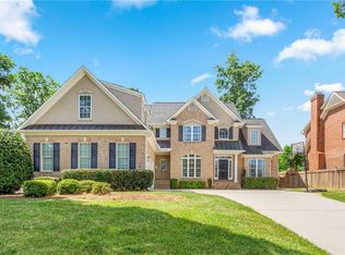 14 Middlefield Ct, Greensboro, NC 27455