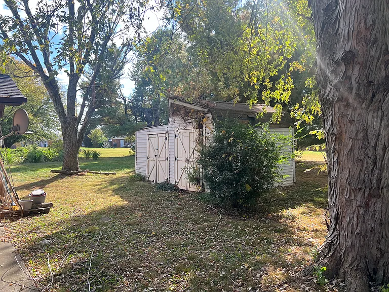 3209 Timbermill Ave #B — Photo 3