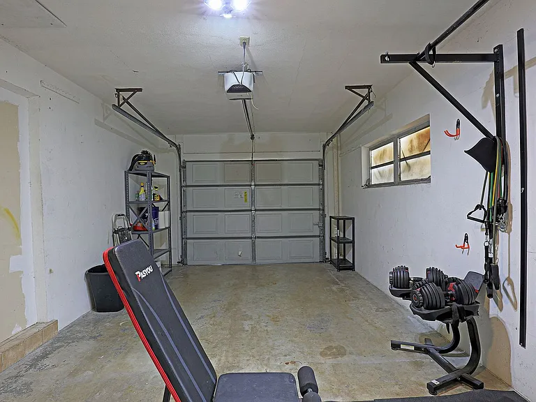 1353 Stadler Dr — Photo 23