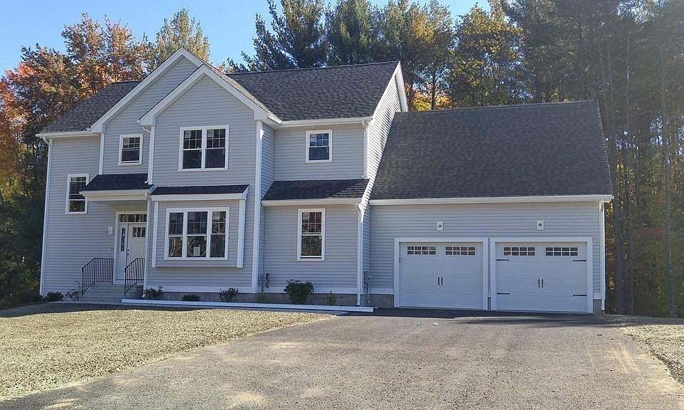 1st image of 16 Dogwood Dr