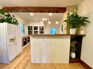 825 2nd Ave, Baraboo, WI 53913