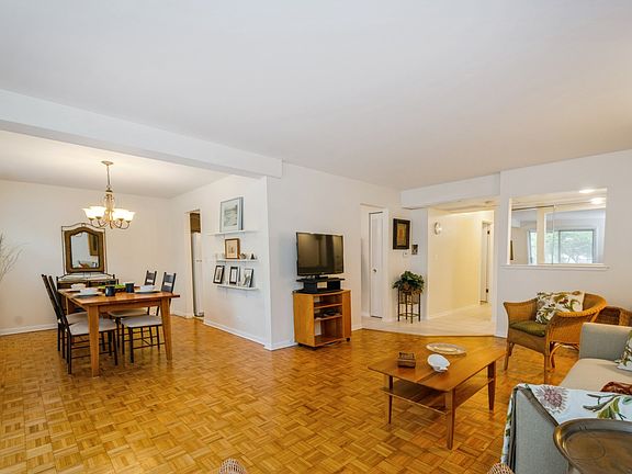 Living Room / Dining Room