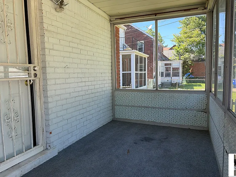 5284 Devonshire Rd #2 — Photo 21