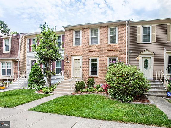 2nd image of 7441 Hatherleigh Ct