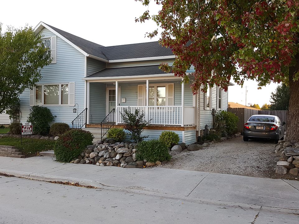 1st image of 2118 Calumet Dr