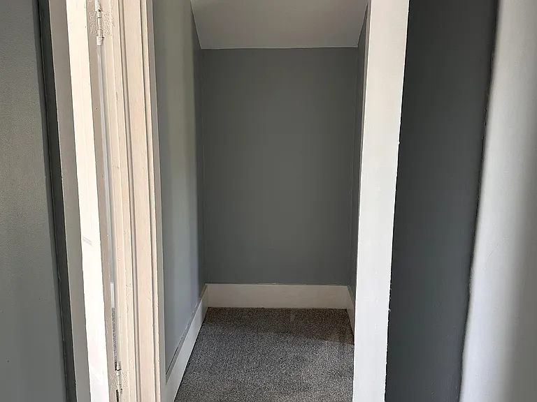 506 N York St — Photo 13