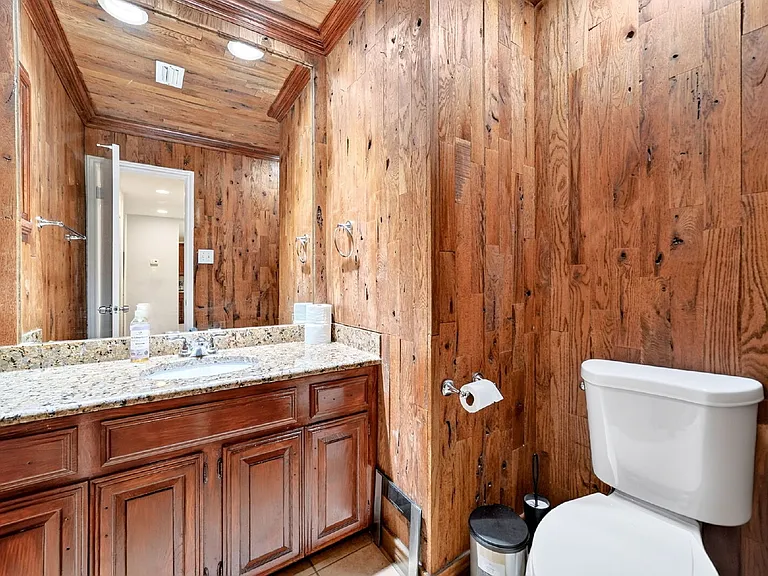 310 Overland Dr — Photo 12
