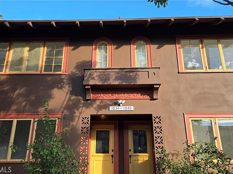 1034 Beacon Ave #1034 — Photo 1