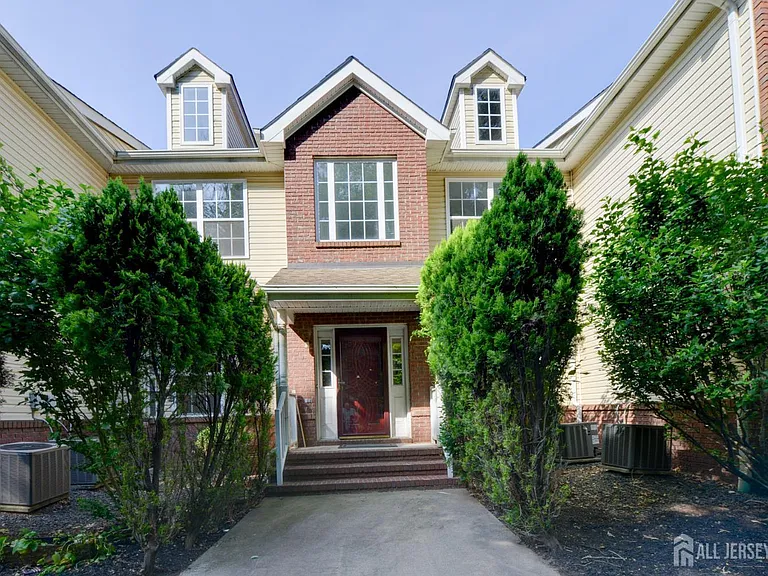 34 Forest Dr — Photo 38