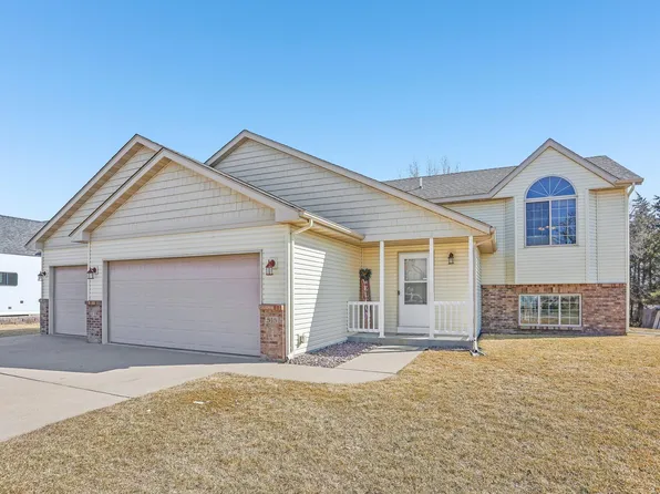 515 10th St, Clearwater, MN 55320