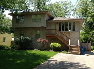 4720 McKinley Ave, Lisle, IL 60532