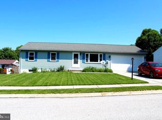 74 Lion Dr, Hanover, PA