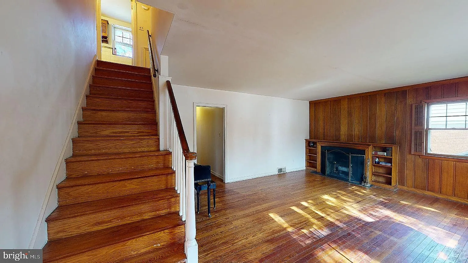 4 bed, 1767 sqft, $3,000 — Photo 2