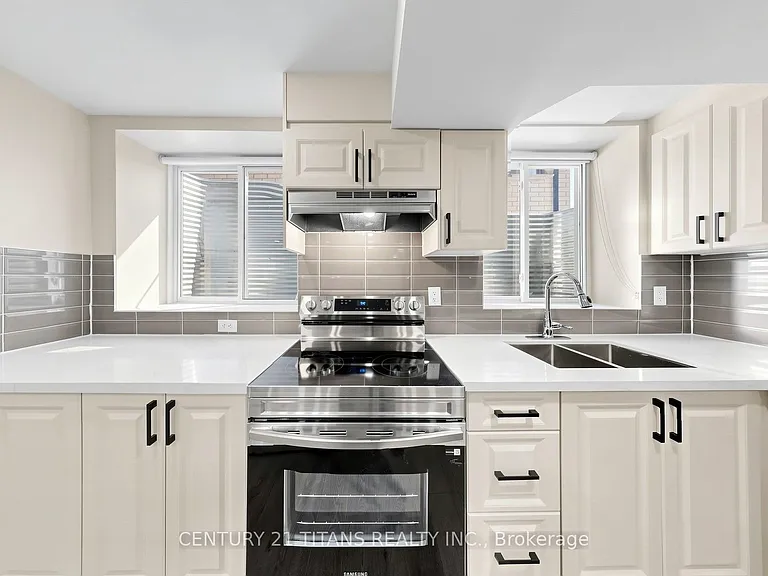 270 Forestwalk St #LOWER — Photo 12