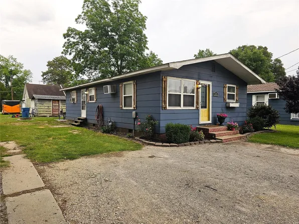 107 N Spiker St, Bernie, MO 63822