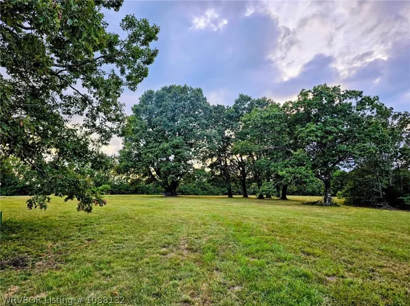 11129 Locke Rd, Mountainburg, AR 72946