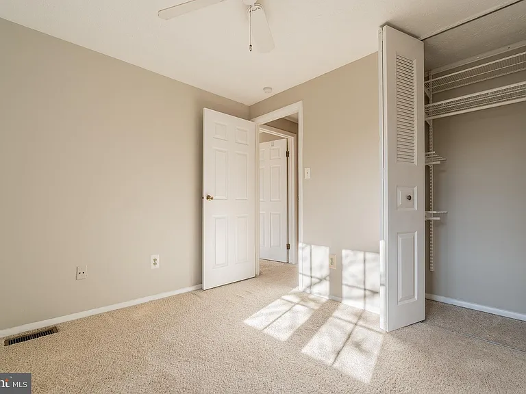 2911 Montauk Ct — Photo 29