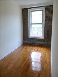 Rented by Siderow Residential Group