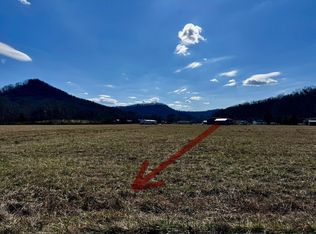 2 Hickory Grove Rd, Stanton, KY 40380