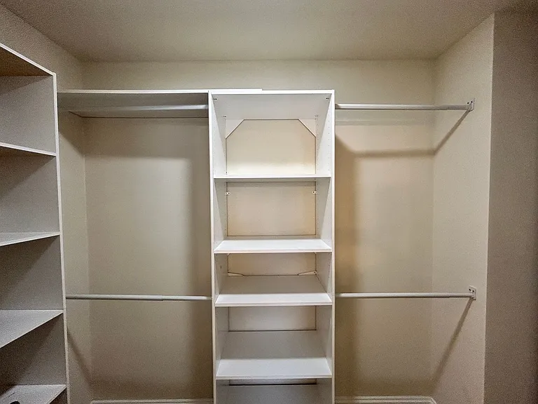 4901 Warwick Rd E — Photo 28