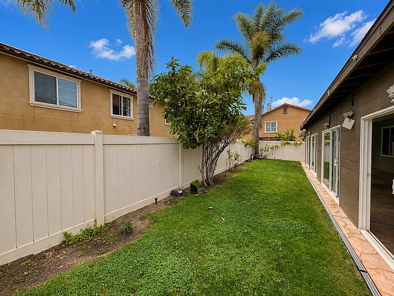621 Marbella Ct — Photo 42