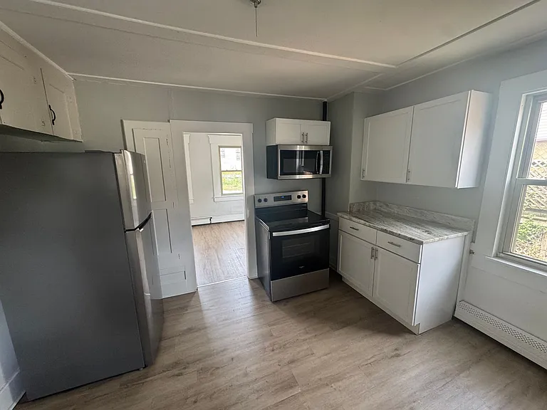 36 W Green St #40 — Photo 2