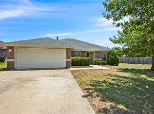 231 Corn Hill Dr, Jarrell, TX 76537