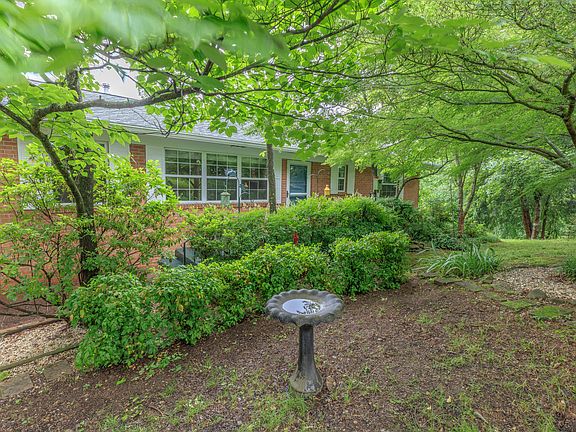 2nd image of 3503 Cline Crest St