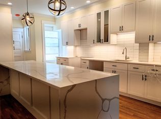 1563 Beacon St #2, Brookline, MA 02446